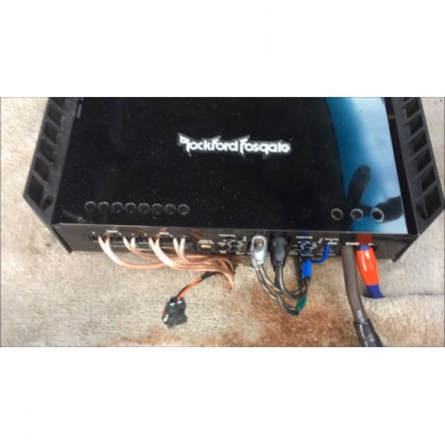 ROCKFORD P600X4 Amplifier ROCKFORD P600X4 Amplifier