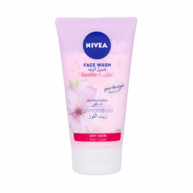 Nivea Foaming face wash for dry and sensitive skin 150ml